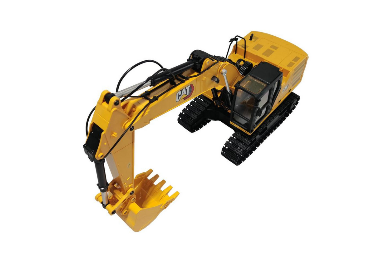DieCast Masters 1:16 Cat® 320 Radio Control Excavator with Bucket, Grapple and Hammer Attachments