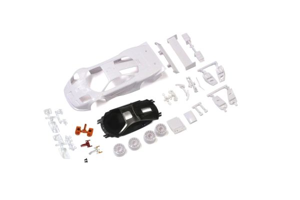 McLaren F1 GTR White body set(w/Wheel) - Iron City RC Hobbies