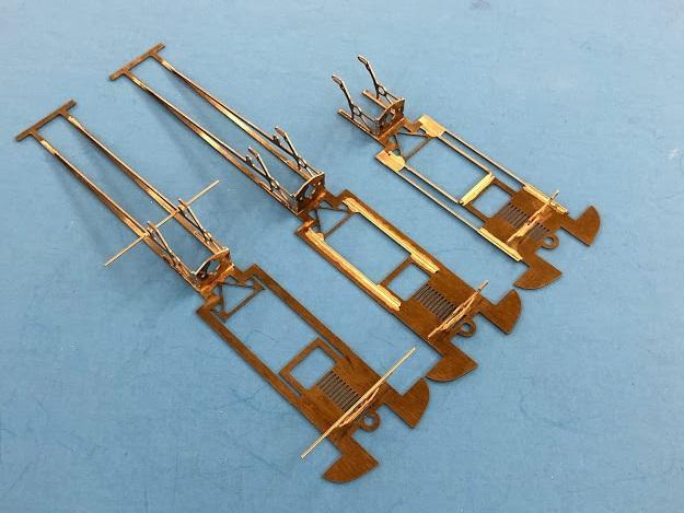 MID AMERICA 1/24 3-N-1 INLINE DRAG CHASSIS - KIT