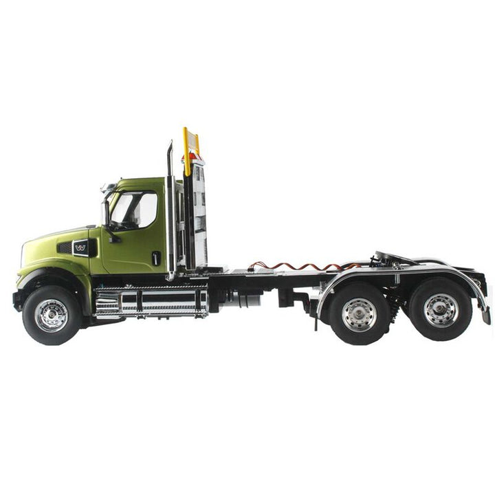 DieCast Masters 1/16 RC Caterpillar Western-Star 49X Truck