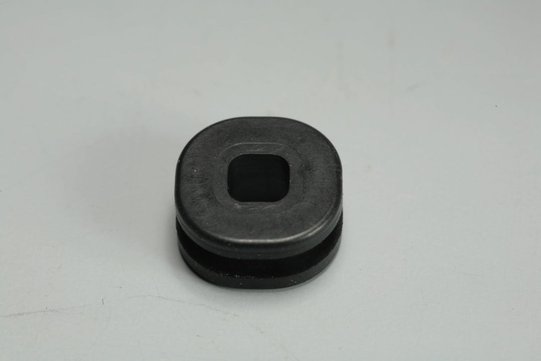 Mugen Radio Box Grommet (1pc) - Iron City RC Hobbies