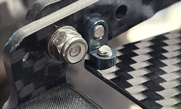 Dlux Tiny L Brackets